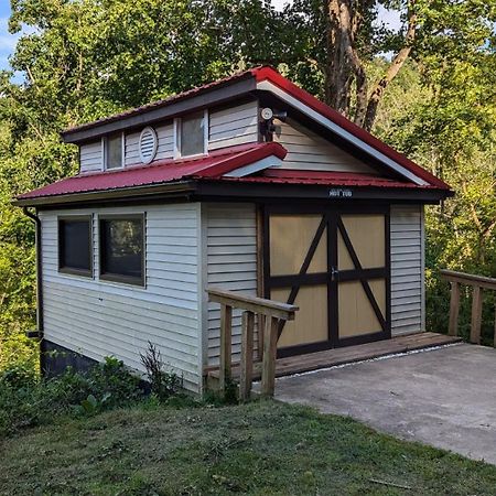 Red Roof Mountain Cabin With Starlink Internet! Stanley Exterior photo